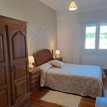 Apartment Torre Plaza 4 *